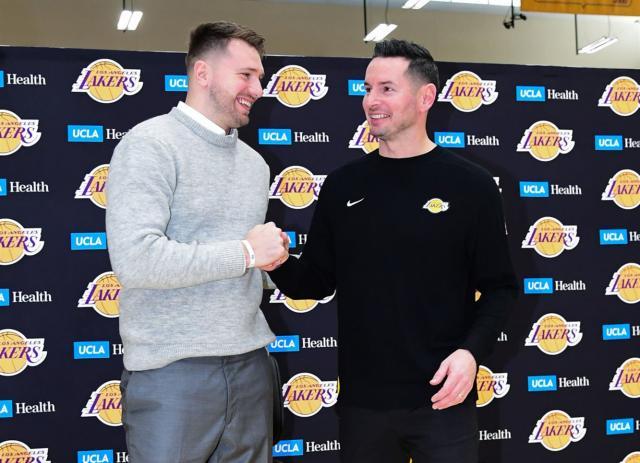 1738722870189039986.jpg 2.jpg